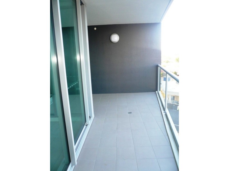 10706/8 Harbour Road, Hamilton QLD 4007