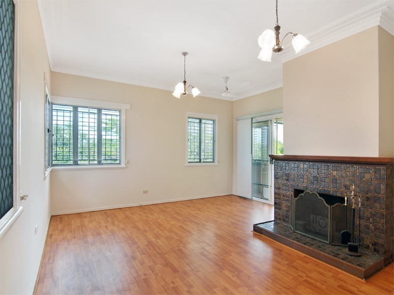 25 Macedon Street, Wavell Heights QLD 4012