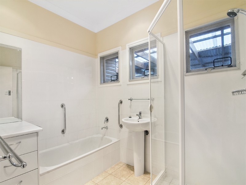 25 Macedon Street, Wavell Heights QLD 4012