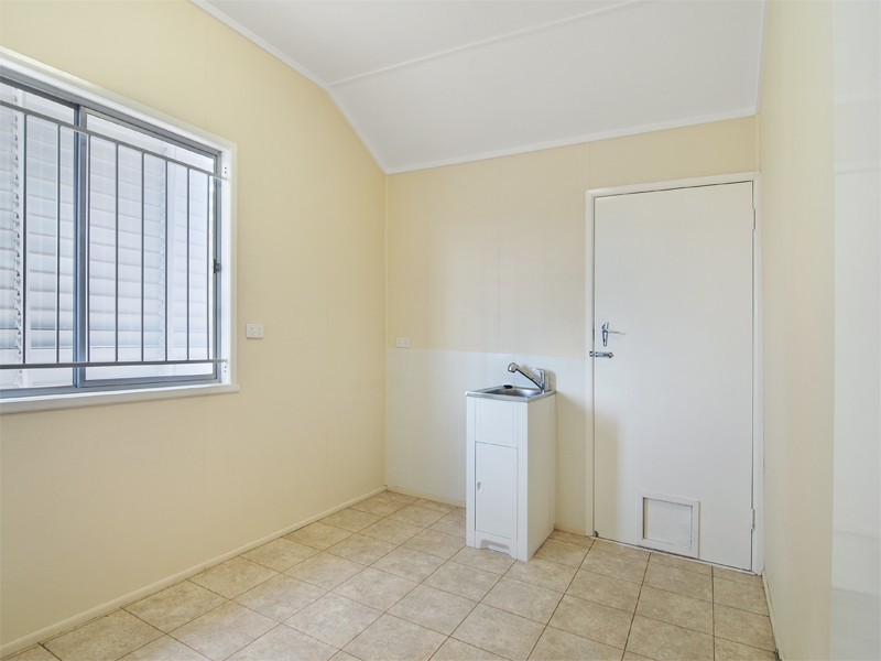 25 Macedon Street, Wavell Heights QLD 4012