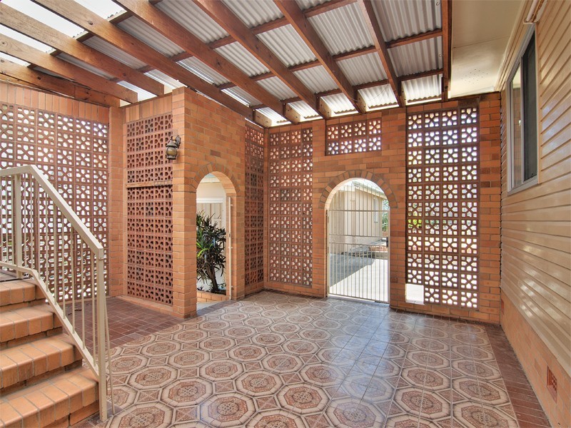 25 Macedon Street, Wavell Heights QLD 4012