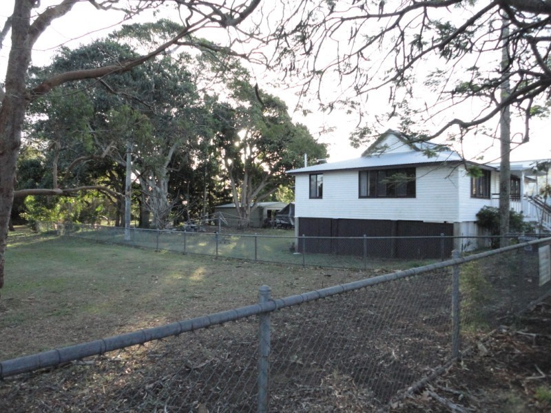 10 O’Quinn Street, Nudgee Beach QLD 4014