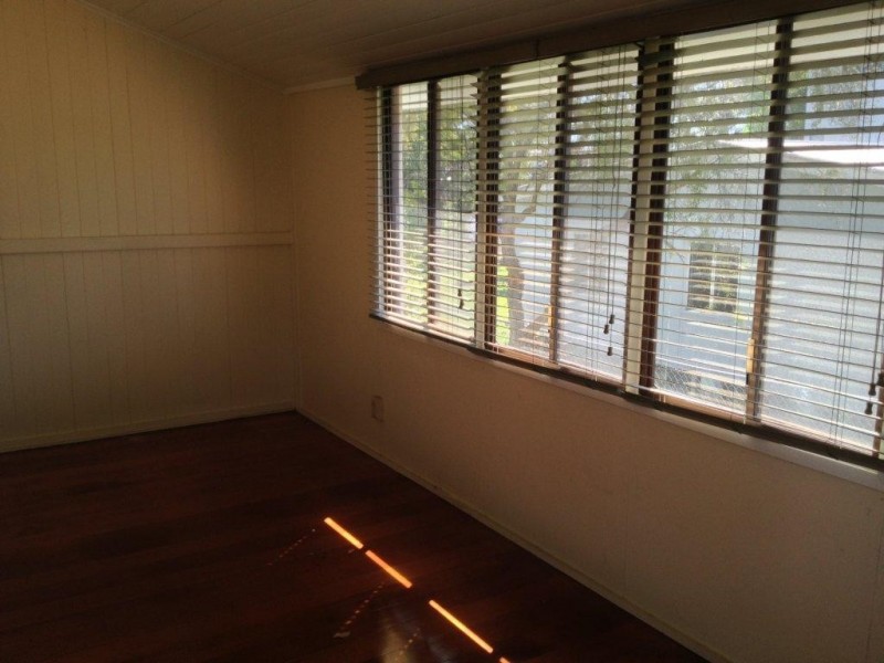 10 O’Quinn Street, Nudgee Beach QLD 4014