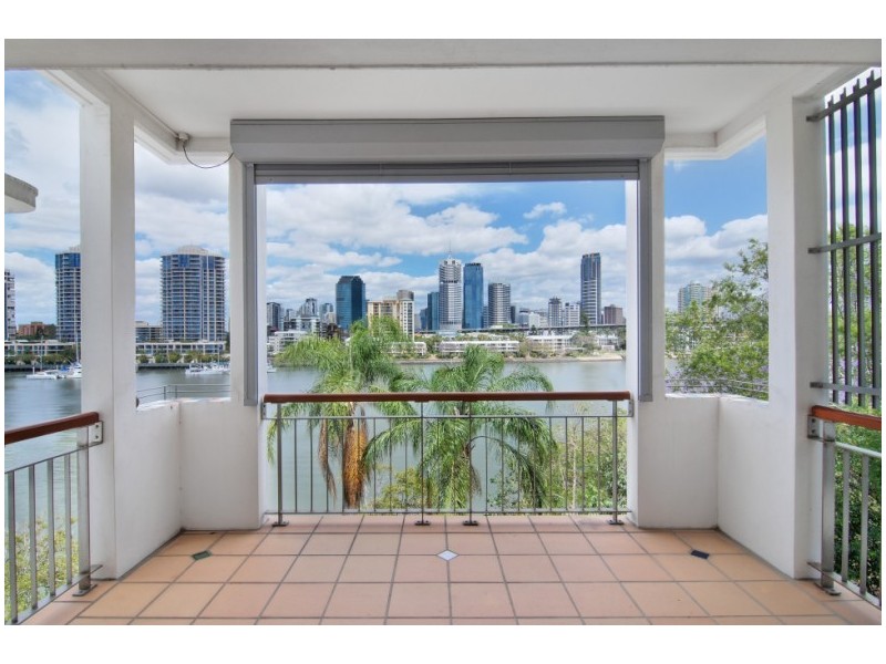 4/15 Julius Street, New Farm QLD 4005