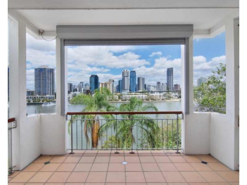 4/15 Julius Street, New Farm QLD 4005