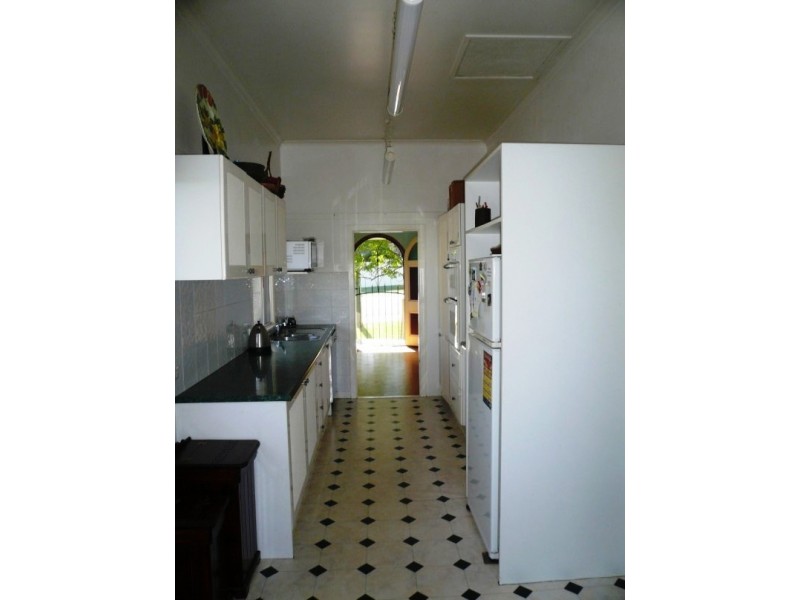 10 Calvert Street, Nundah QLD 4012