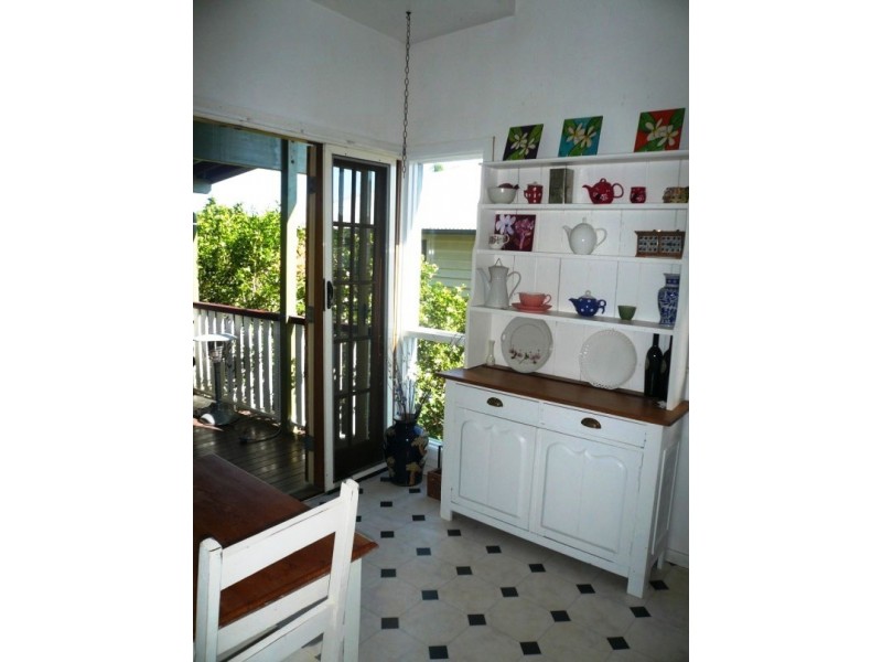 10 Calvert Street, Nundah QLD 4012