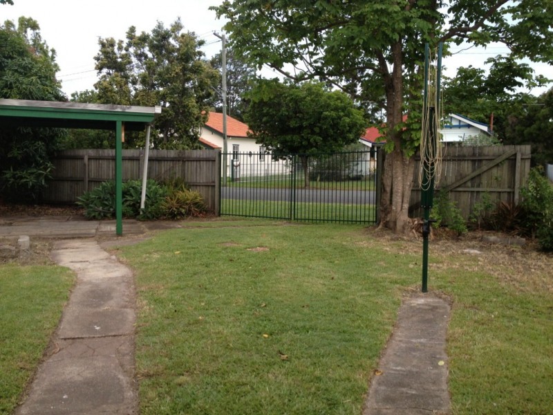 33 Acacia Ave, Northgate QLD 4013