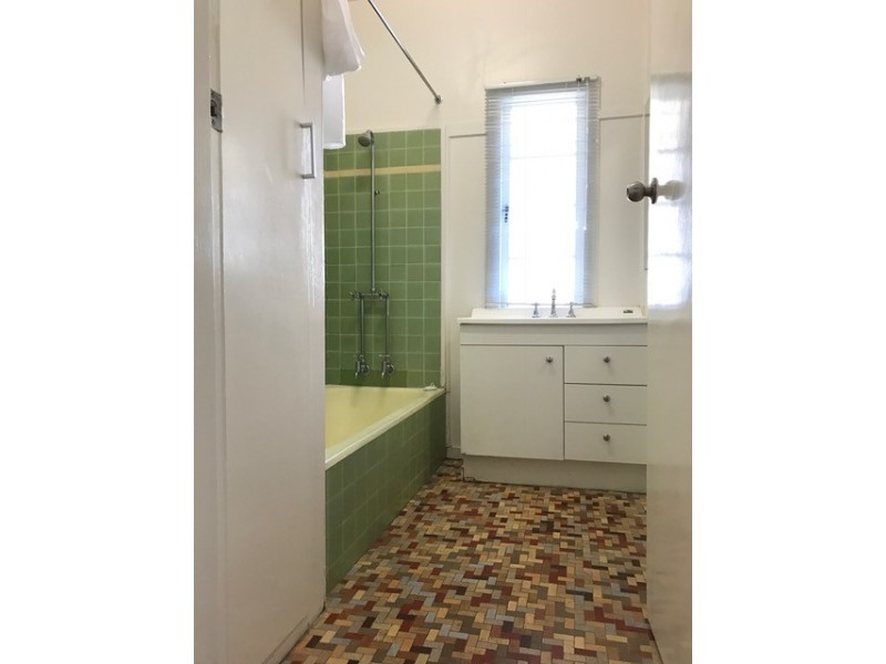 122 Eton Street, Nundah QLD 4012