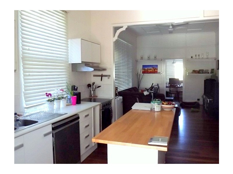 6 Jimbour Street, Wooloowin QLD 4030