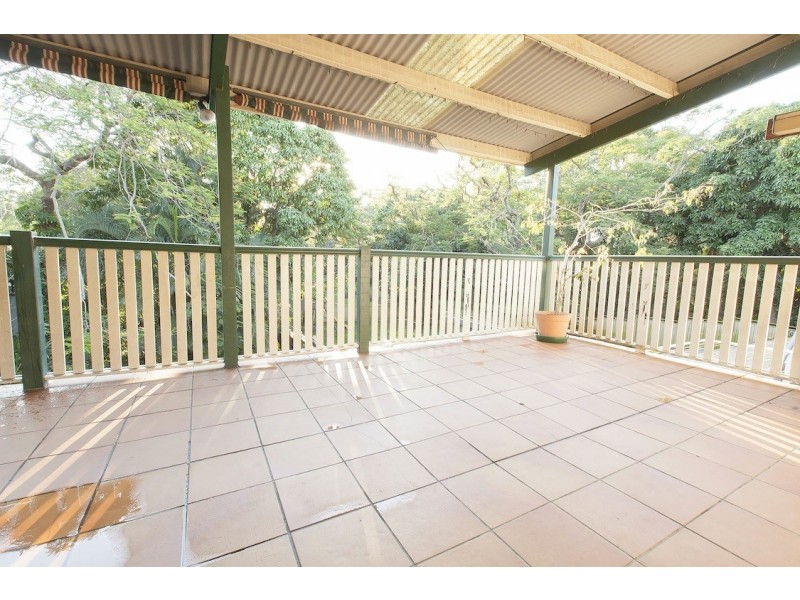 10 Dawson Street, Wooloowin QLD 4030