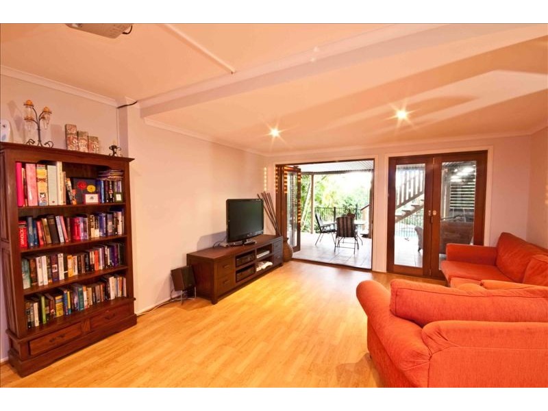 10 Jeffcott Street, Wavell Heights QLD 4012