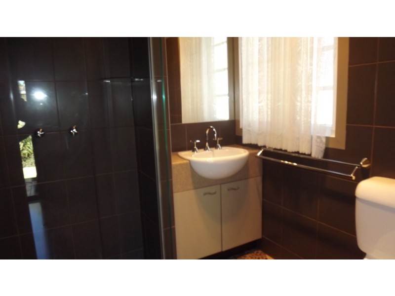 2 Thirteenth Avenue, Kedron QLD 4031