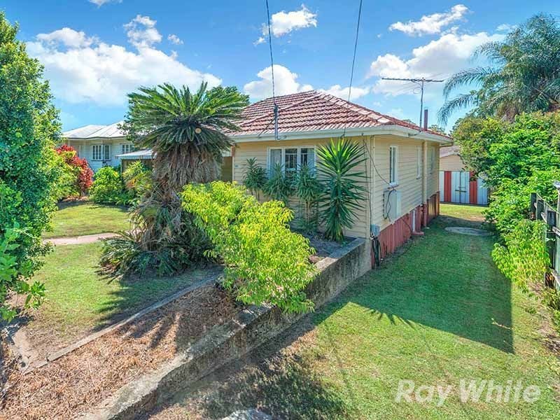 28 Belnoel Street, Wavell Heights QLD 4012