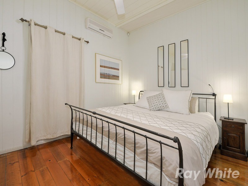 15 HENCHMAN STREET, Nundah QLD 4012