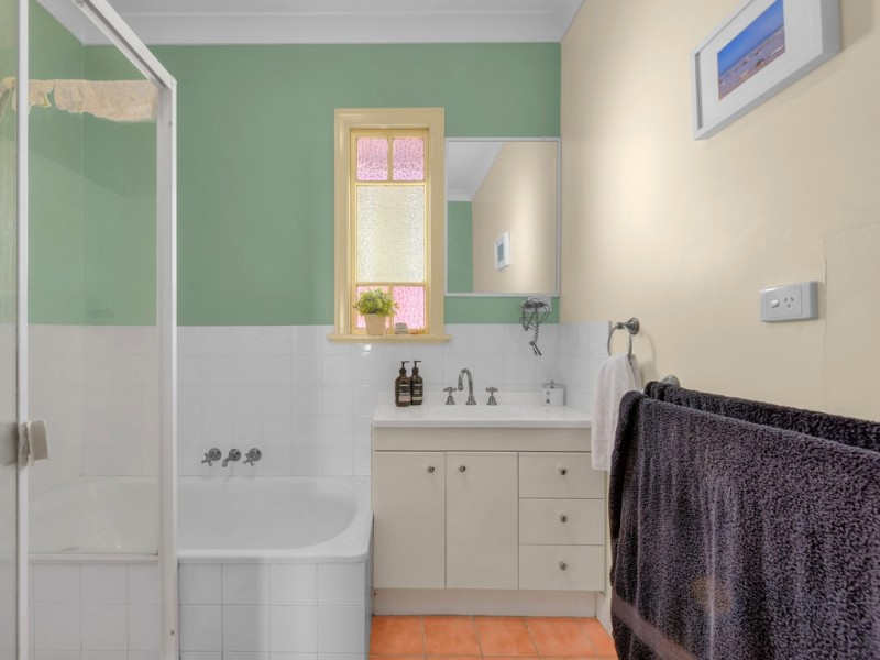 15 Jeffcott Street, Wavell Heights QLD 4012