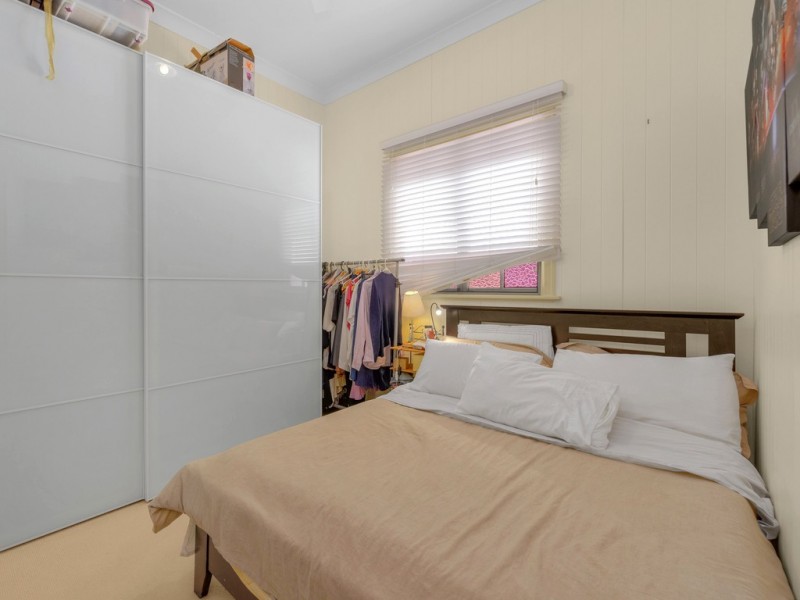 15 Jeffcott Street, Wavell Heights QLD 4012