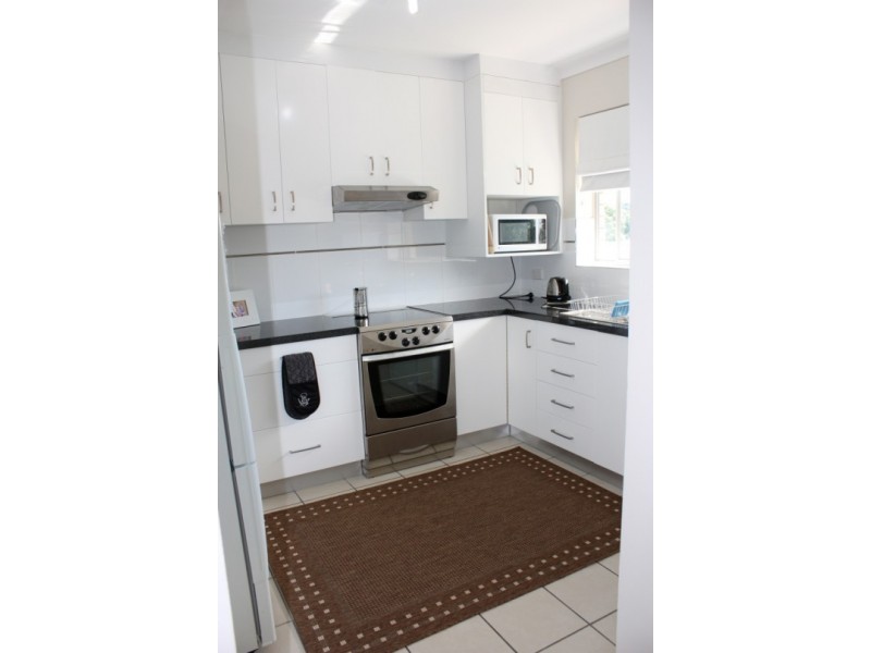 3/125 Flower Street, Northgate QLD 4013