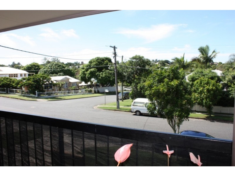 3/125 Flower Street, Northgate QLD 4013