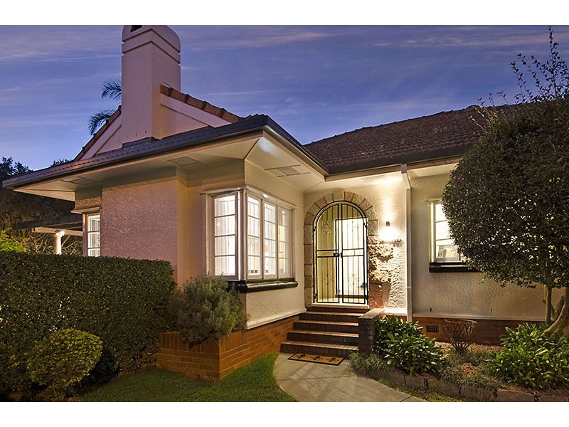 211 BUCKLAND ROAD, Nundah QLD 4012