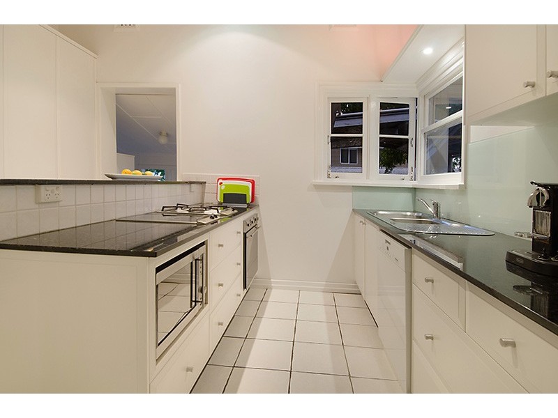 211 BUCKLAND ROAD, Nundah QLD 4012