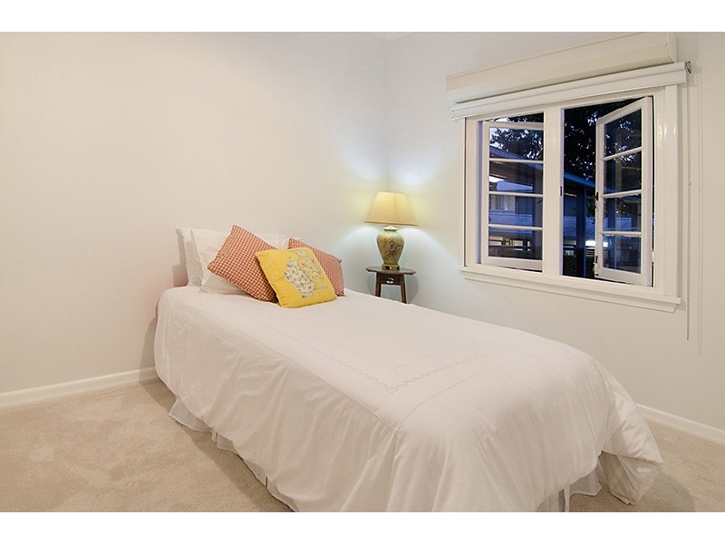 211 BUCKLAND ROAD, Nundah QLD 4012