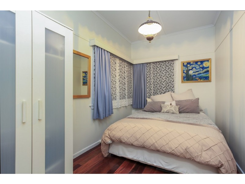 16 Little Jenner Street, Nundah QLD 4012