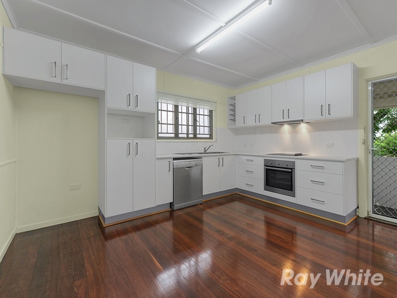 62 Paul Street, Brighton QLD 4017