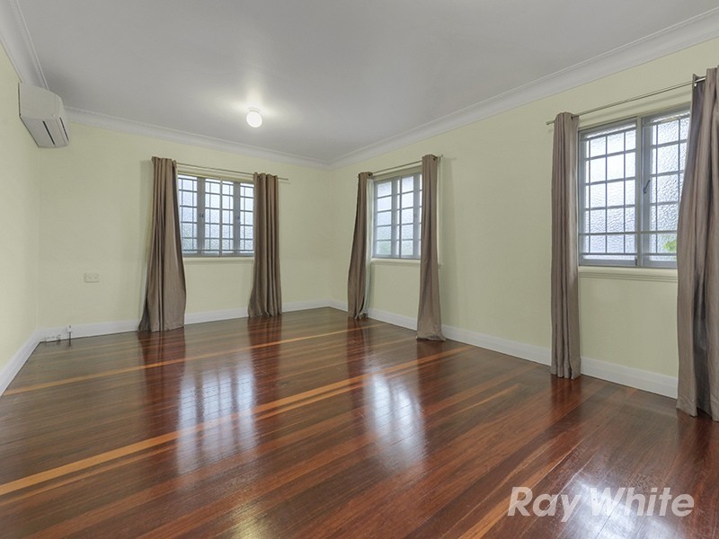 62 Paul Street, Brighton QLD 4017