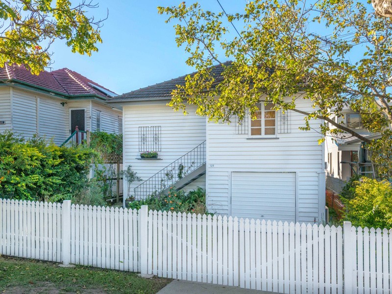 128 Nellie Street, Nundah QLD 4012