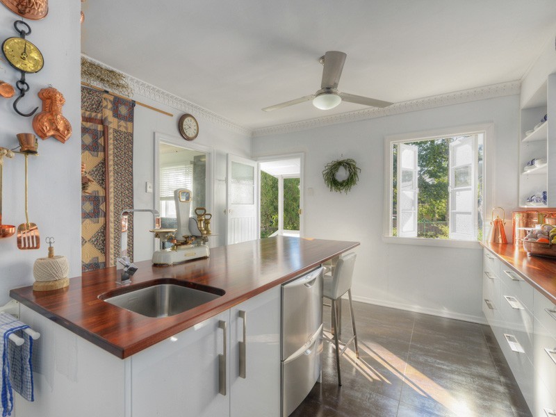 128 Nellie Street, Nundah QLD 4012