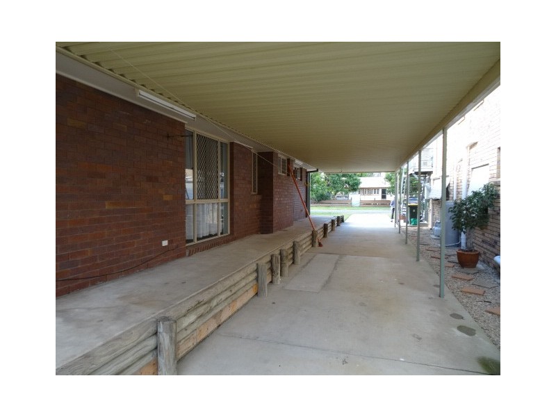 10 Lima Street, Nudgee Beach QLD 4014