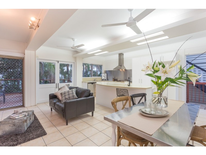 17 Confederate Street, Red Hill QLD 4059