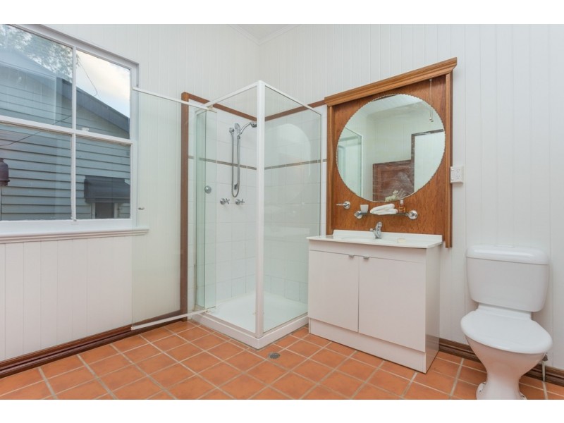 17 Confederate Street, Red Hill QLD 4059