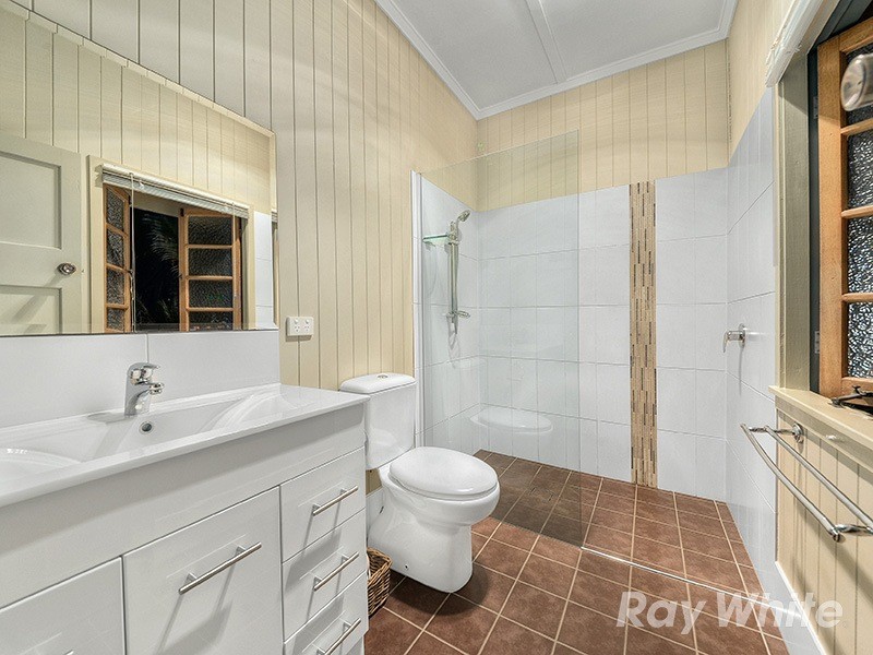 48 Bayview Terrace, Wavell Heights QLD 4012