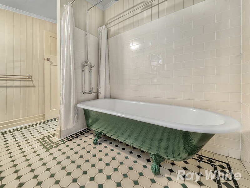 48 Bayview Terrace, Wavell Heights QLD 4012