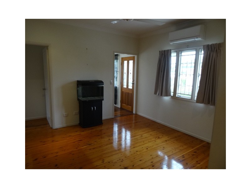 52 Miller Street, Chermside QLD 4032