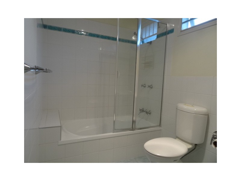 52 Miller Street, Chermside QLD 4032