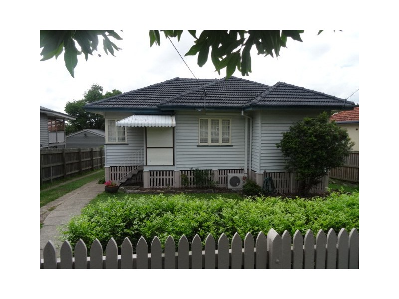 16 Harrow Street, Nundah QLD 4012