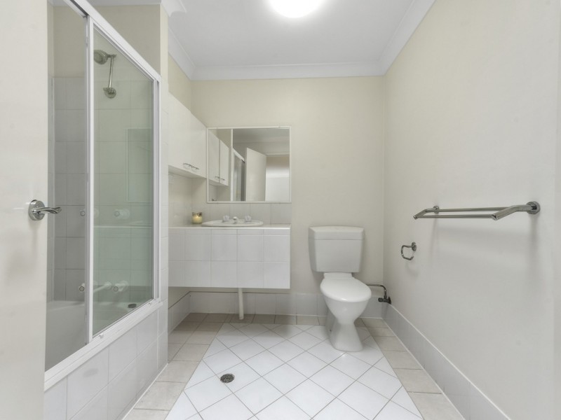 2/115 Jenner Street, Nundah QLD 4012