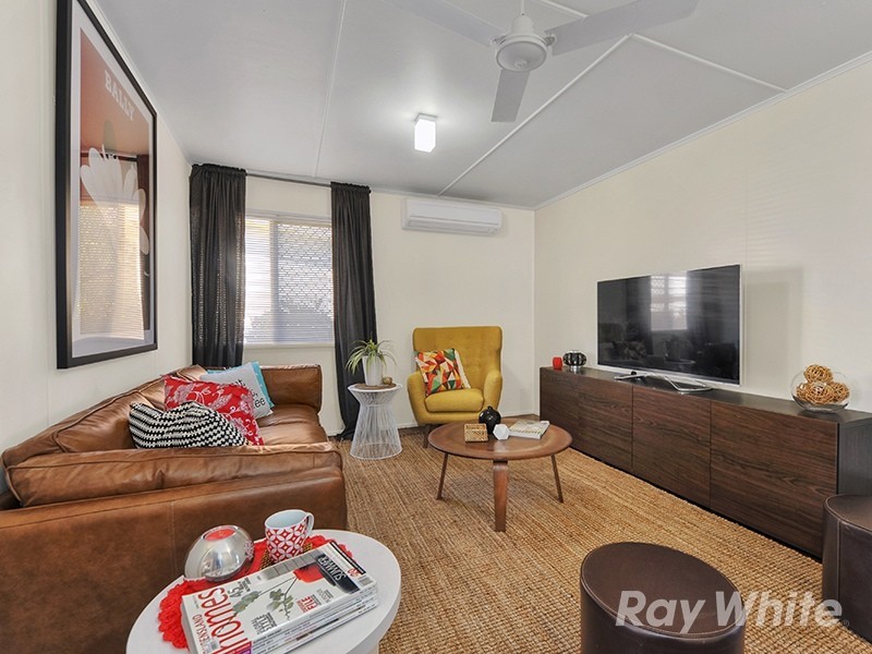 9 Petunia Street, Nudgee QLD 4014