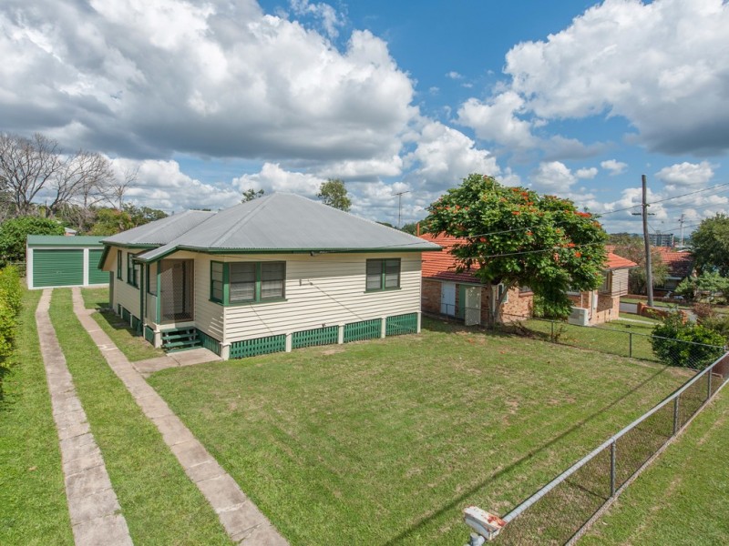 302 Hamilton Road, Chermside QLD 4032