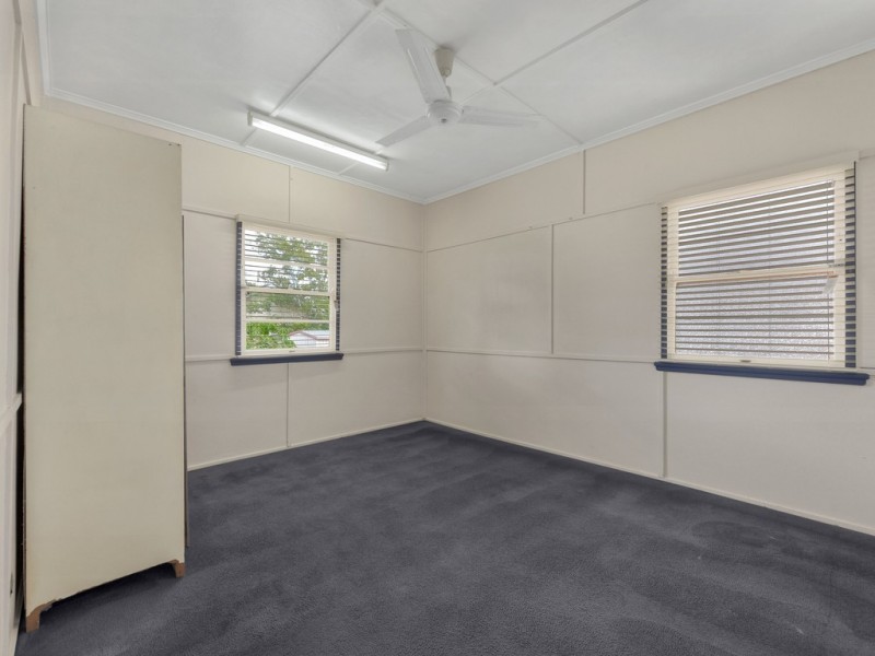 302 Hamilton Road, Chermside QLD 4032