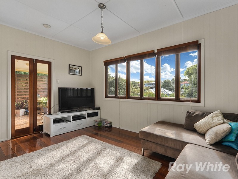 16 Charlotte Street, Wavell Heights QLD 4012