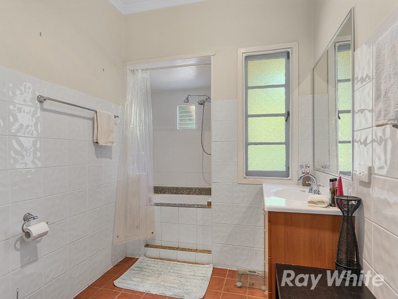 16 Charlotte Street, Wavell Heights QLD 4012