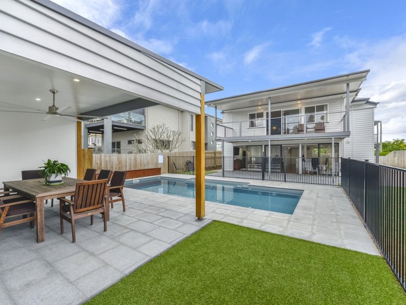 32 Highcrest Avenue, Wavell Heights QLD 4012