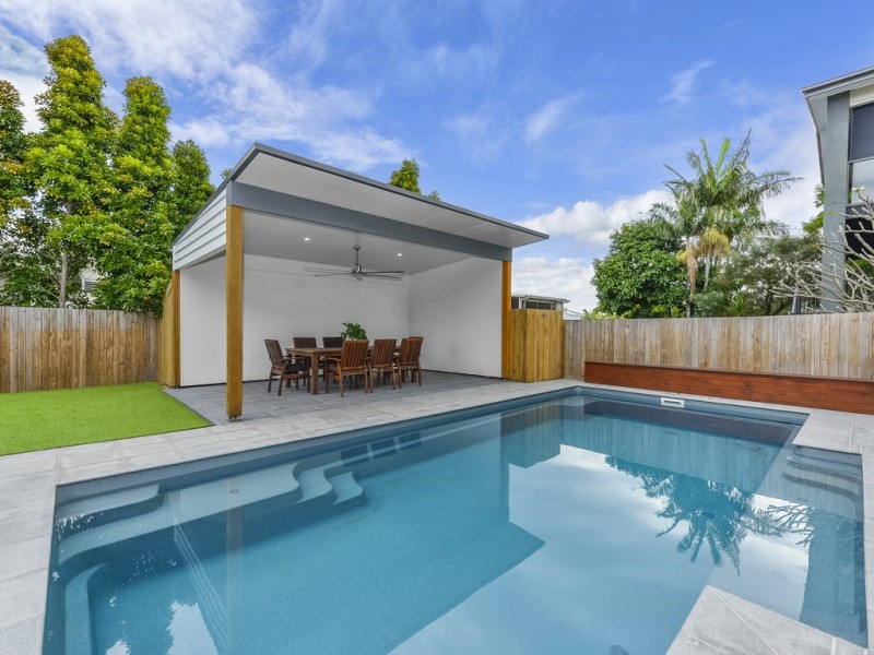 32 Highcrest Avenue, Wavell Heights QLD 4012