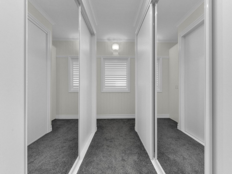 32 Highcrest Avenue, Wavell Heights QLD 4012