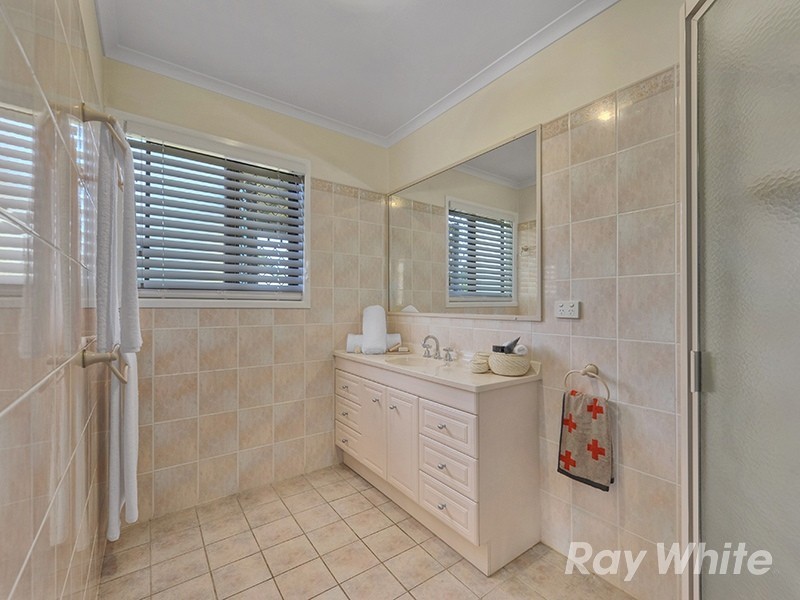 9 Petunia Street, Nudgee QLD 4014