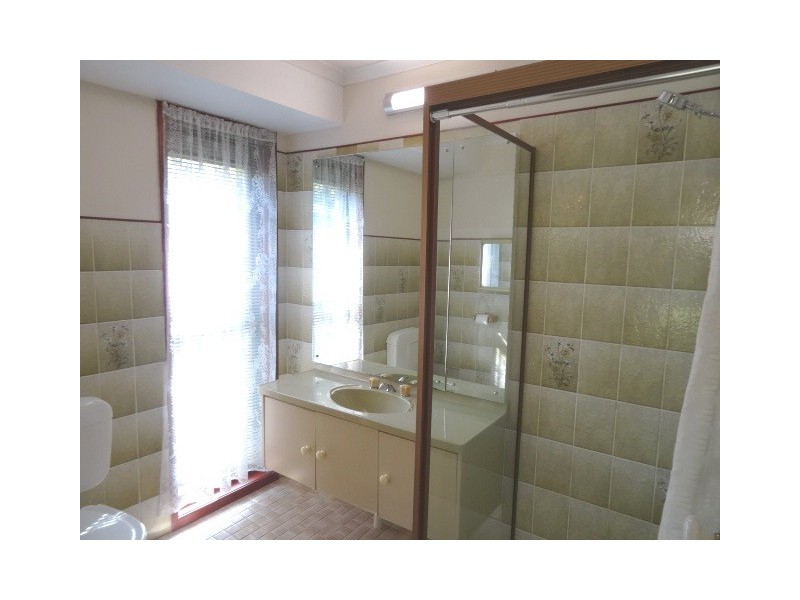 8 Elkington Street, Nudgee QLD 4014